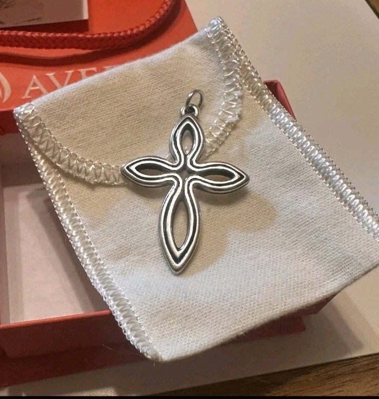 Retired James Avery Open Cross 925 Sterling Silver Pendant 1 7/8 in 9 Grams