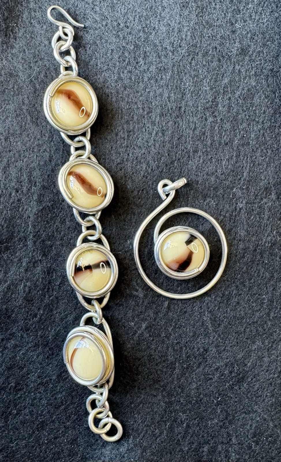 Unique OOAK Bracelet & Pendant Set Silver Metal Polished Cream Agate Stone.
