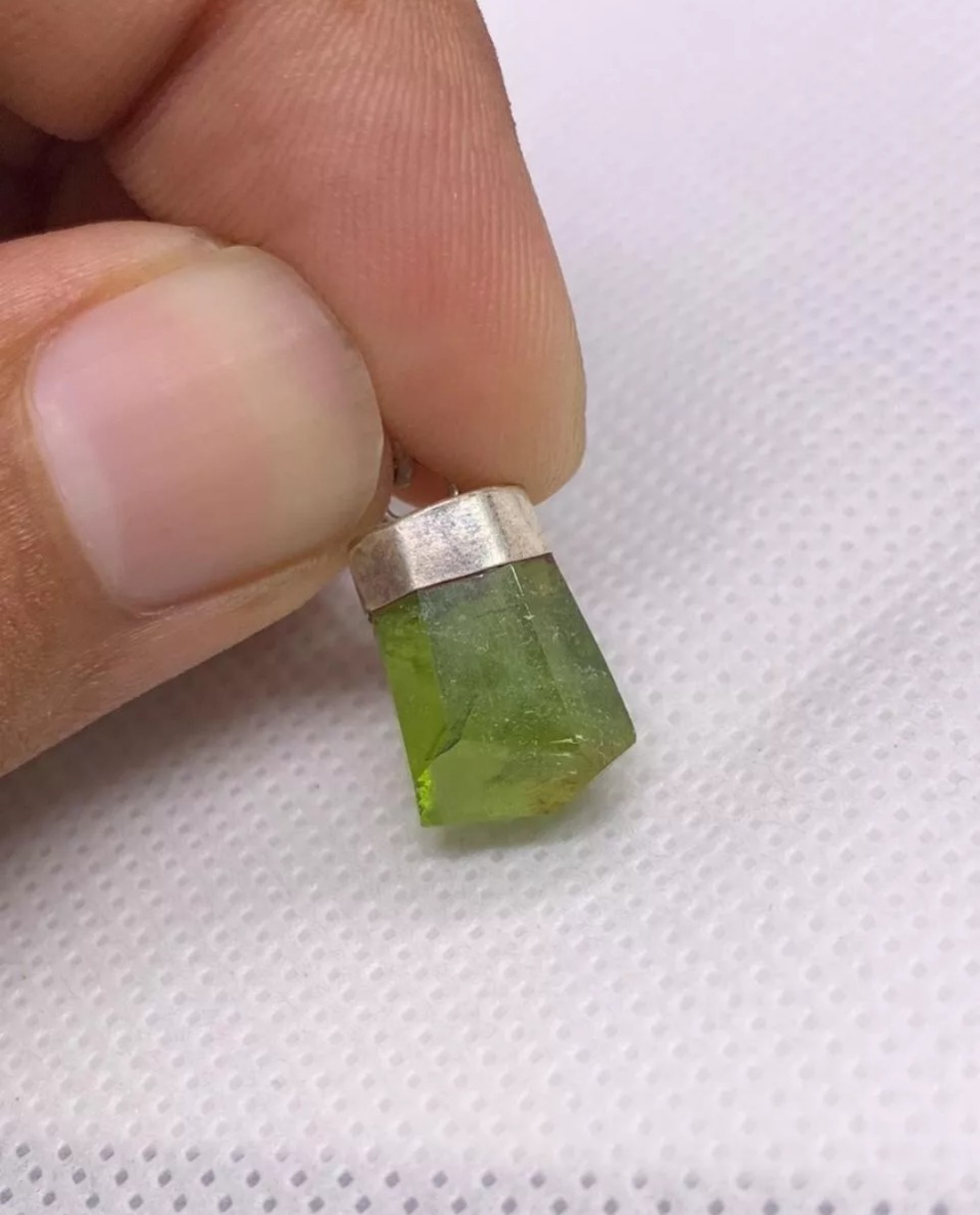 100% Natural Gemstone Green Peridot Pendant 925 Sterling Silver Gemstone
