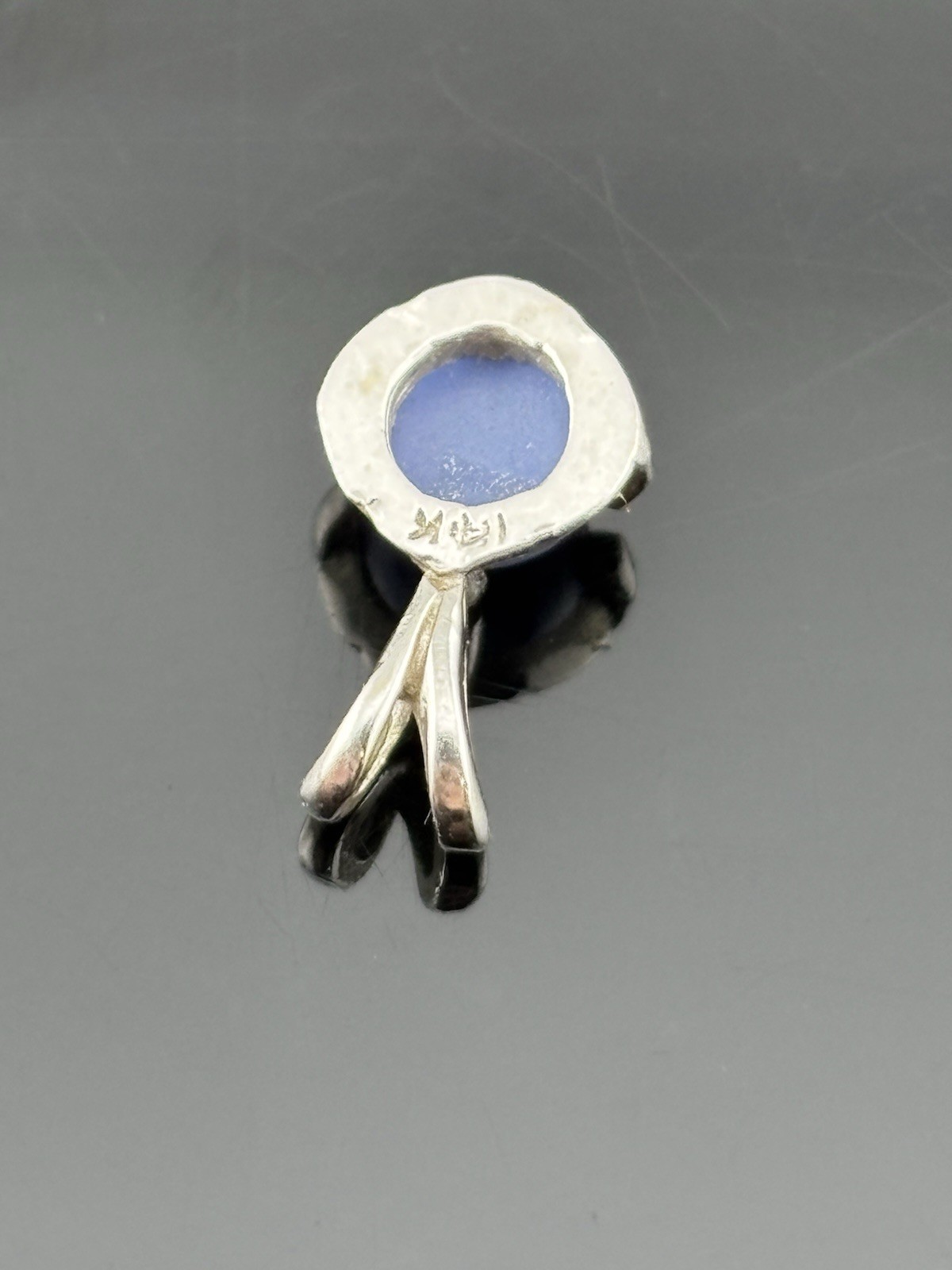 Vintage 14k White Gold Blue Star Sapphire Pendant Round Cabochon 7/16″ Petite