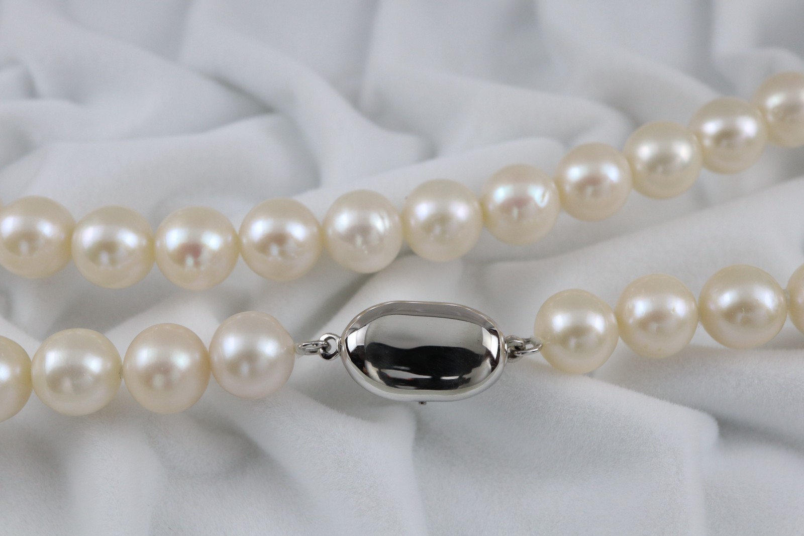 Jewelry Maki Japan Akoya Pearl Strand Necklace 7.9-8.4mm 18″ w/Silver 925 Clasp