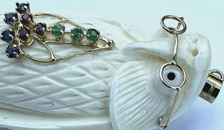 Beautiful 14K 585 Gold Wise Owl Pendant with Glasses and Multiple Color Stones