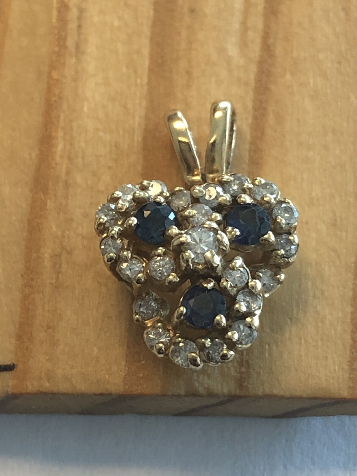 14K Yellow Gold 0.55Ctw Sapphire & Diamond Pendant Very Unique