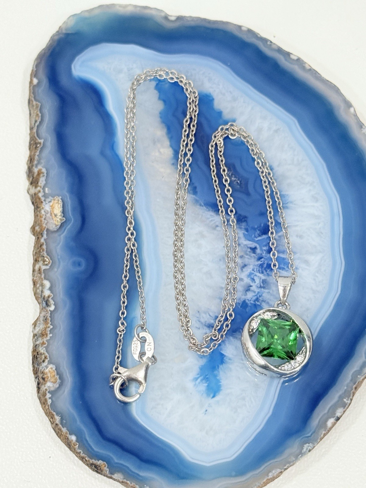 Round Birthstone May Emerald Necklace Pendant Women 925 Sterling Silver