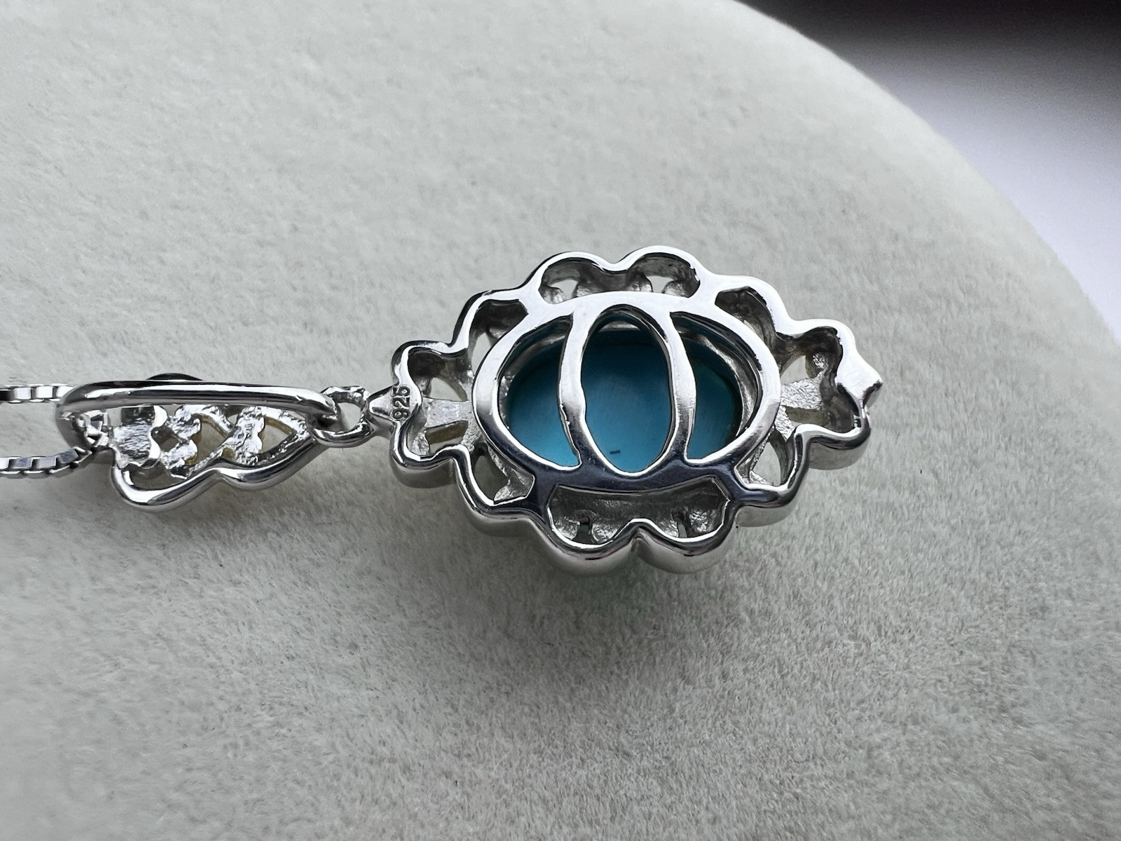 NWT 925 Silver ITALY Box Chain Sleeping Beauty Cabochon Heart Filigree Necklace