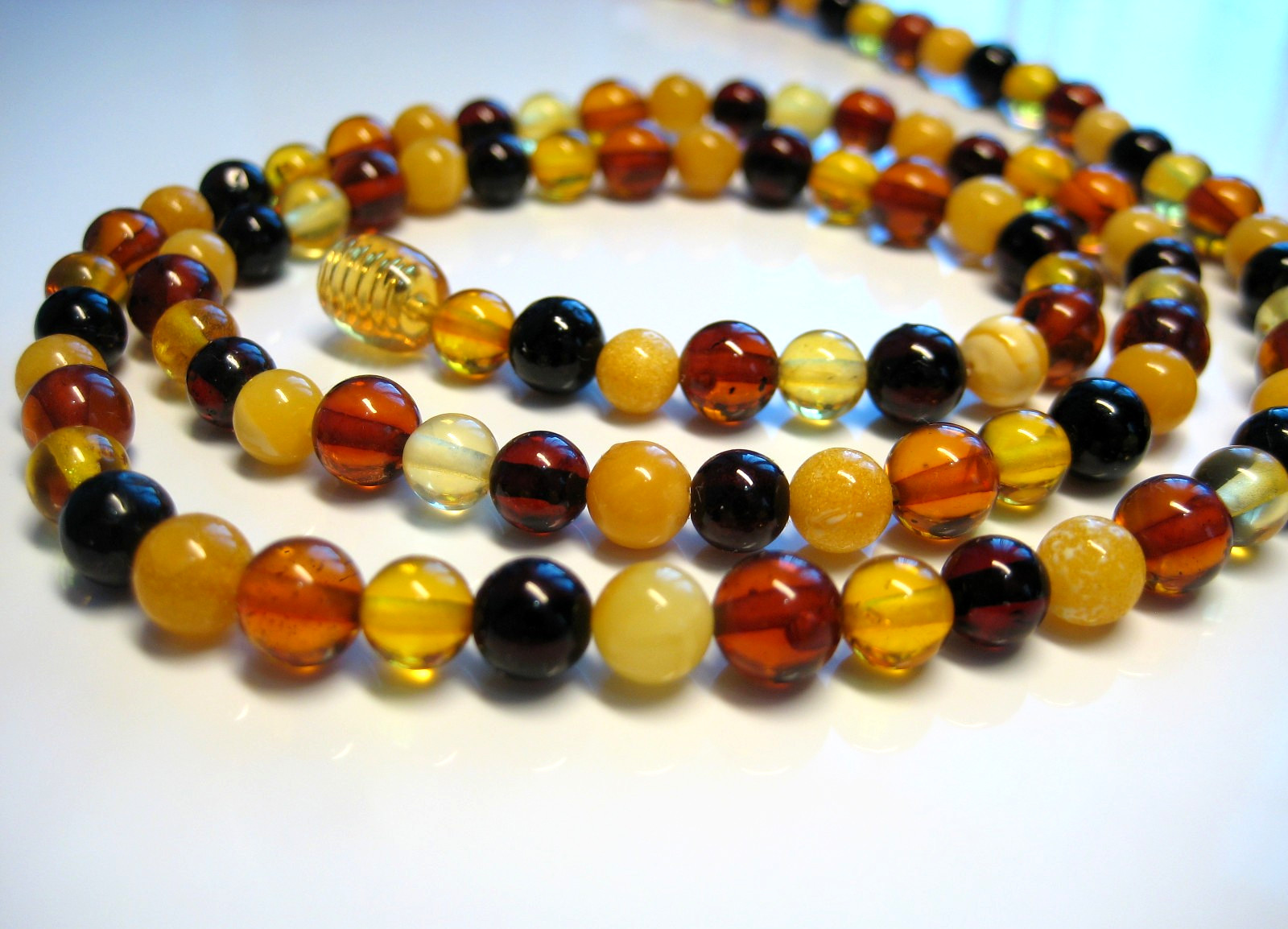Genuine Round Multicolor Amber Beads Beautiful Baltic Amber Necklace 21 in !!!