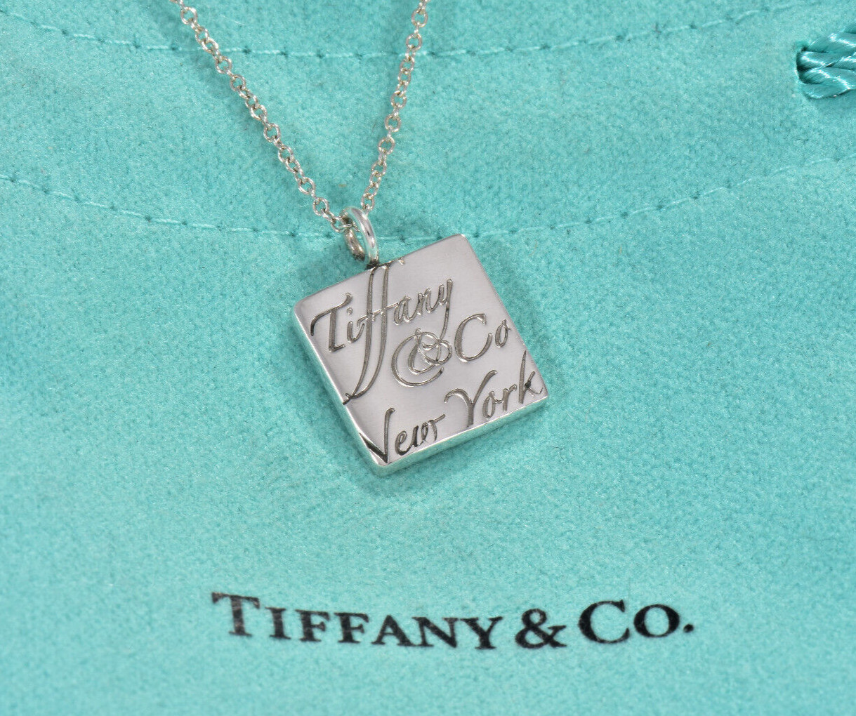 16.5″ Tiffany & Co Silver NY Notes Square Wavy Pendant Necklace in Pouch Rare