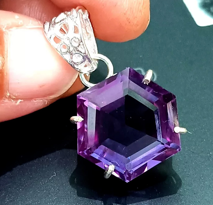 Natural 37.70 CT Color Change Alexandrite Certified Gemstone Pendant 925 Silver