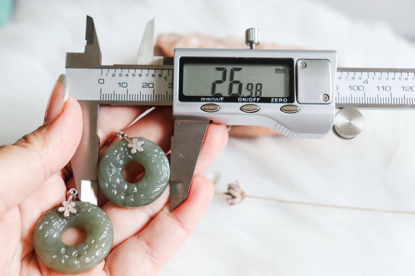 Hetian jade donut Pendant Double pixiu carving S925 Sterling Silver Zircon Clasp
