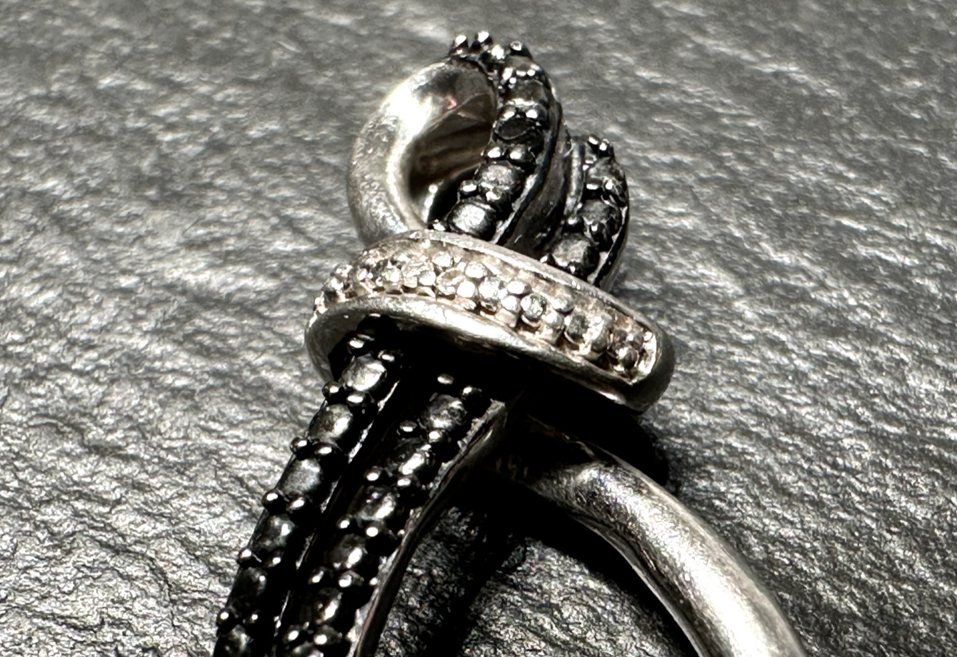 JWBR STERLING INFINITY TWIST TWO TONE PENDANT E574