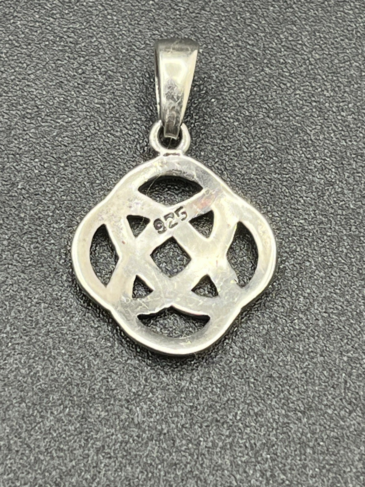 Sterling Silver 925 Eternal Celtic Knot Pendant Charm Jewelry 119