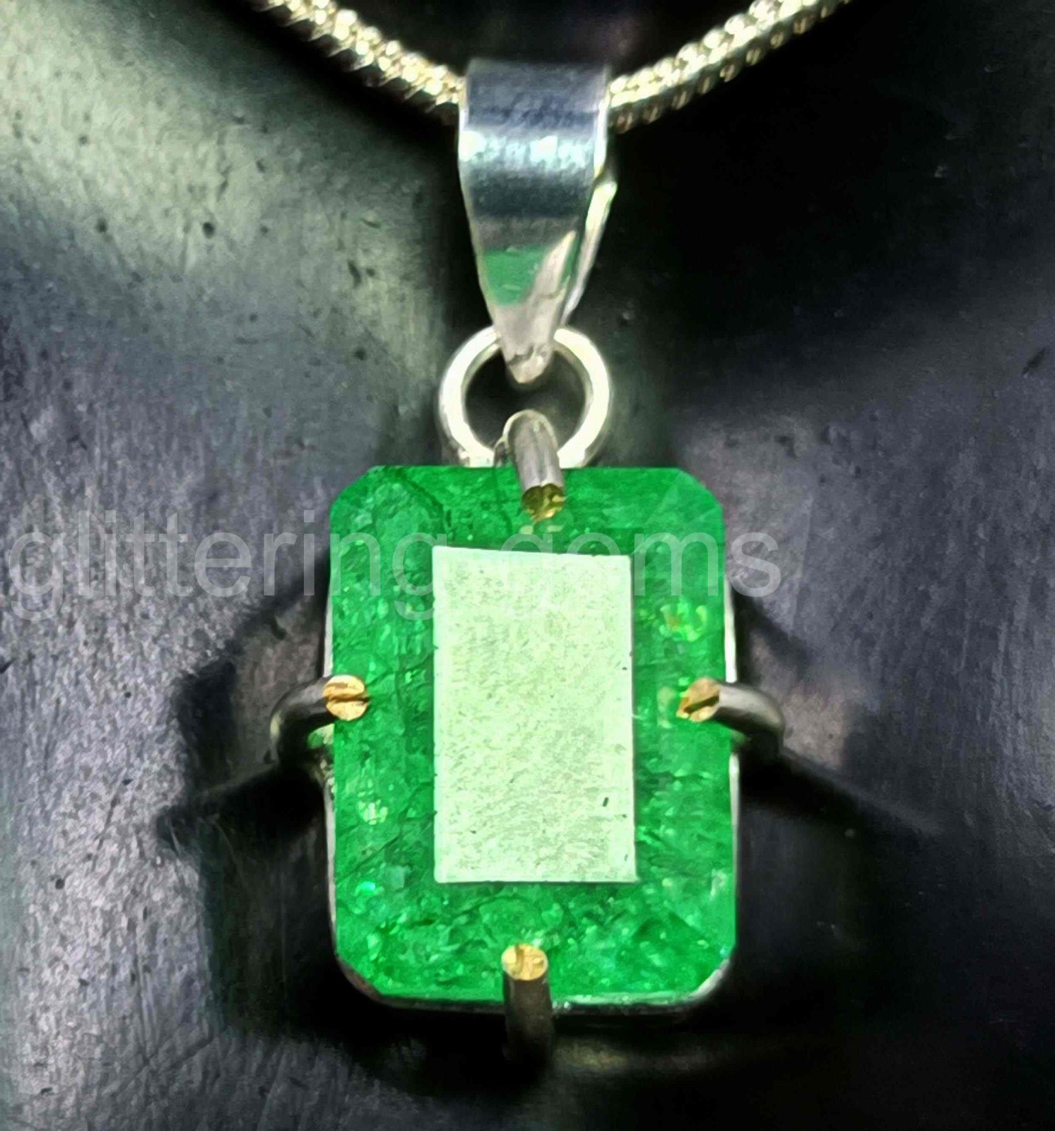 IGL Certified Green Emerald 33 Carat Pendant in 925 Solid Silver Freen Chain D25