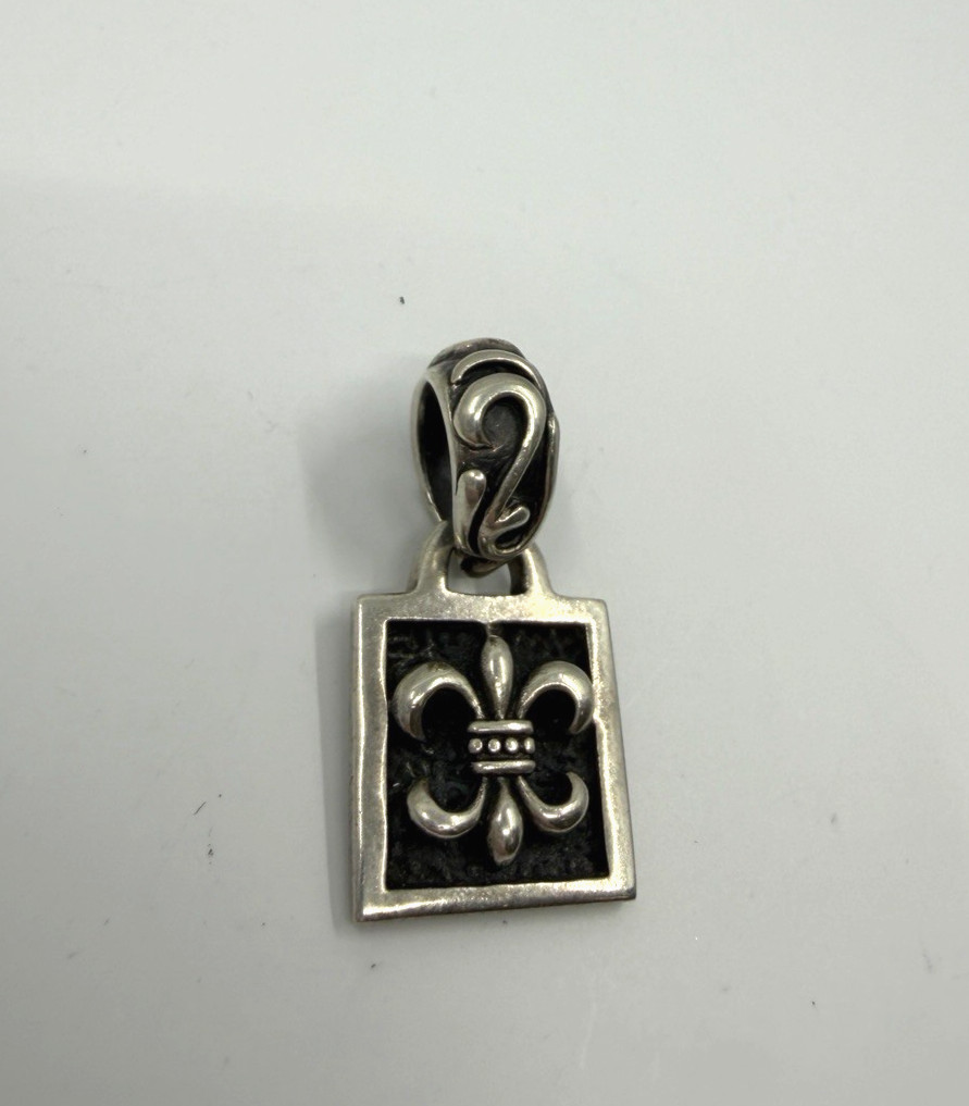 925 Silpada Fleur De Lis Tag Slide Pendant 7.5 grams