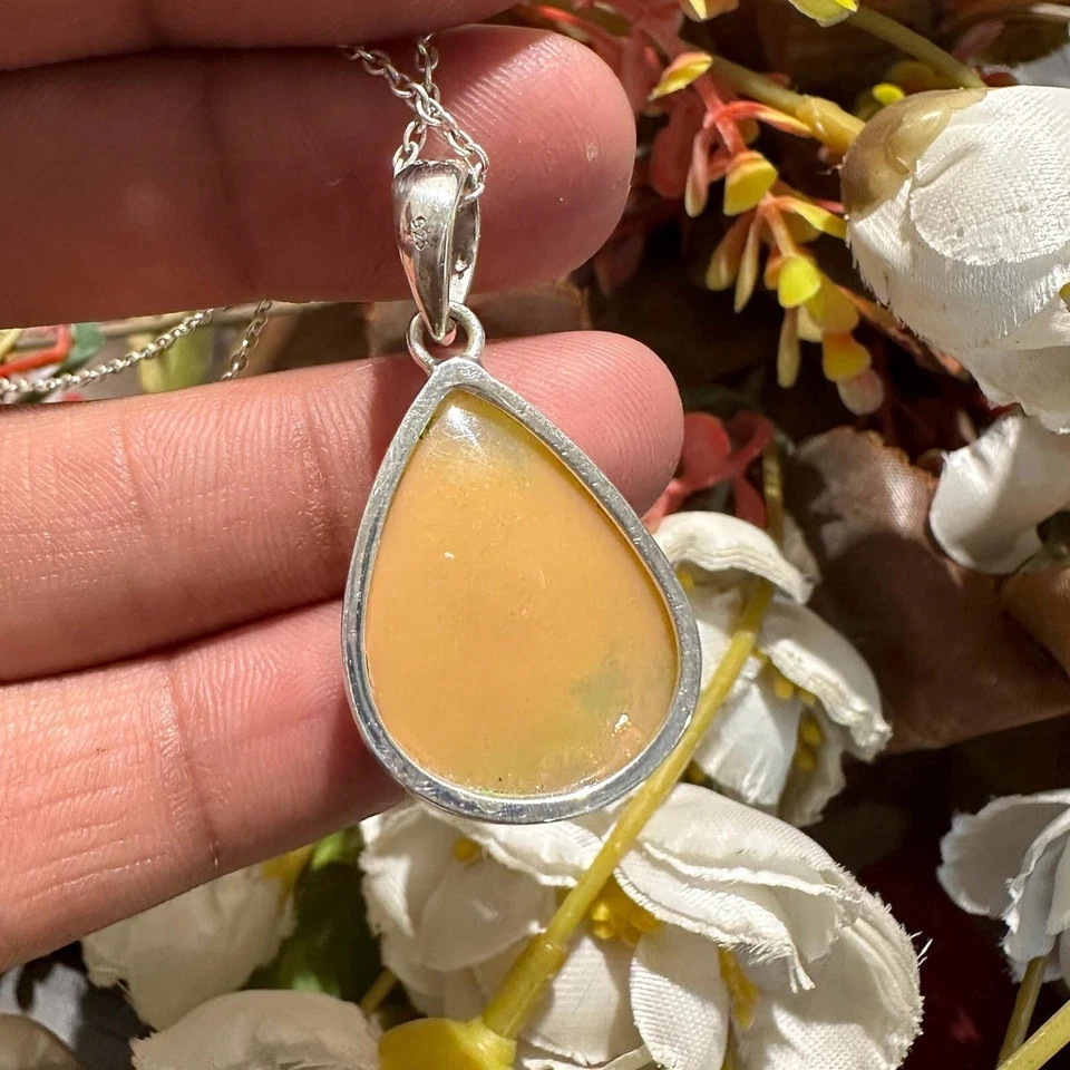 Natural 15 Ct Multicolor Opal 925 Solid Silver Pendant Gemstone Pear Cut