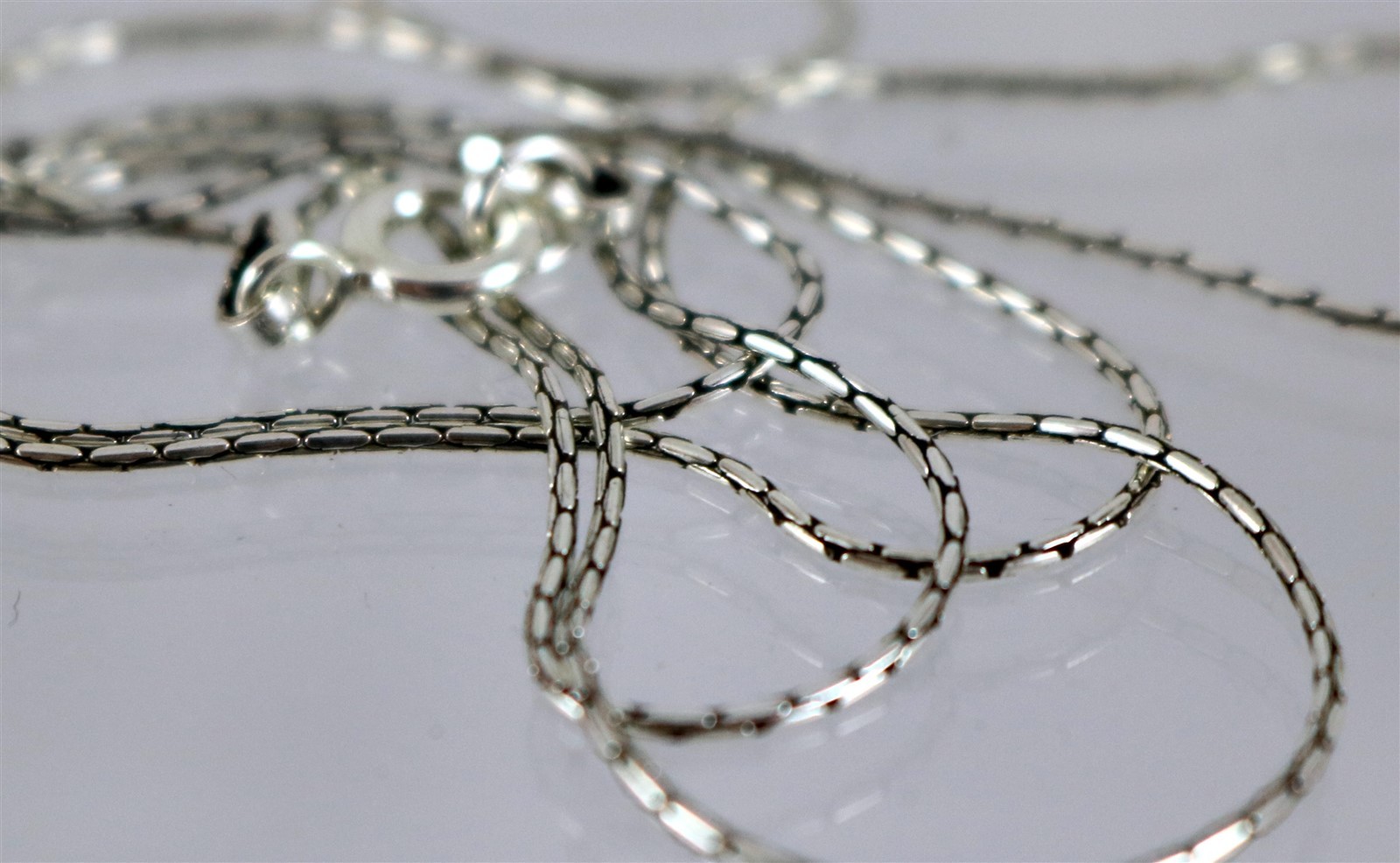 Sterling Silver Round Box Chain 24″ Length Spring Ring Clasp New w/o Tag