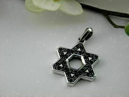 14K White Gold Plated Round Lab Created Black Diamond Star Pendant Free Chain