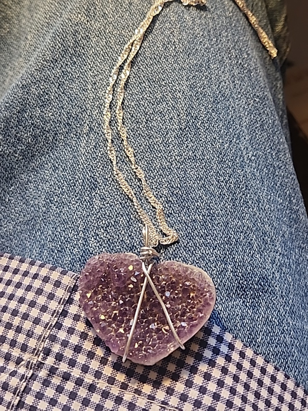 40mmx30mm AMETHYST CLUSTER HEART W 22″ SINGAPORE .925 STERLING SILVER CHAIN