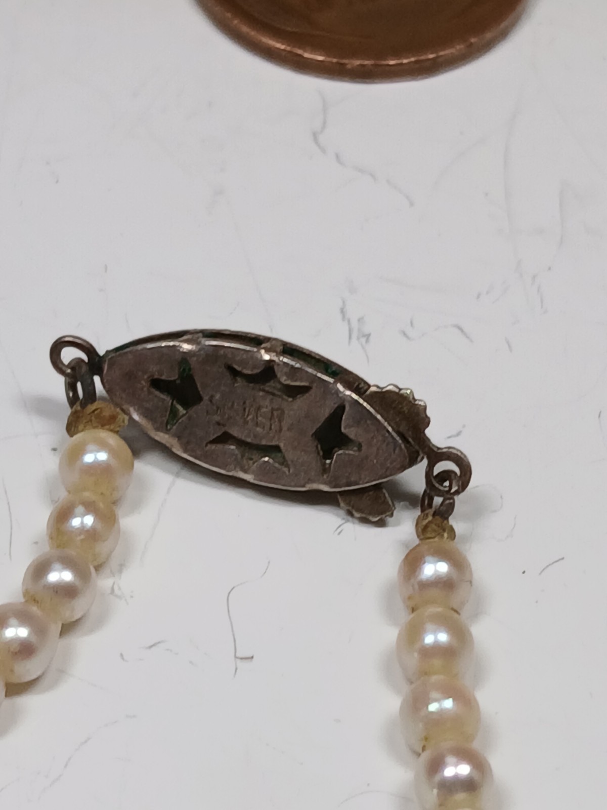 Vintage Silver Clasp Real Akoya *High Quality* Pearls Graduated 17.5″ Necklace