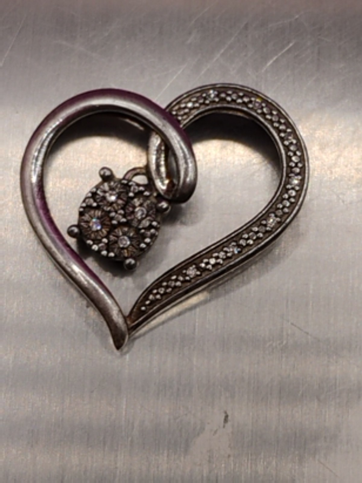 925 Sterling Silver Pave 1/10ctw Diamond Heart Pendant Pre-owned 2.1g