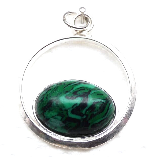 Exquisite 30 mm Round Sterling Silver Pendant with 18 x 13 Malachite Oval.
