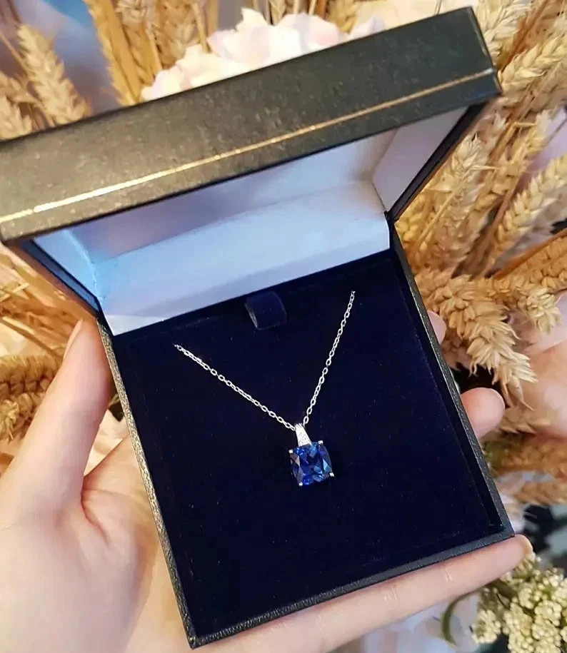 25 Ct Certified Natural Blue Sapphire 925 Silver Pendant Cushion Loose Gemstone