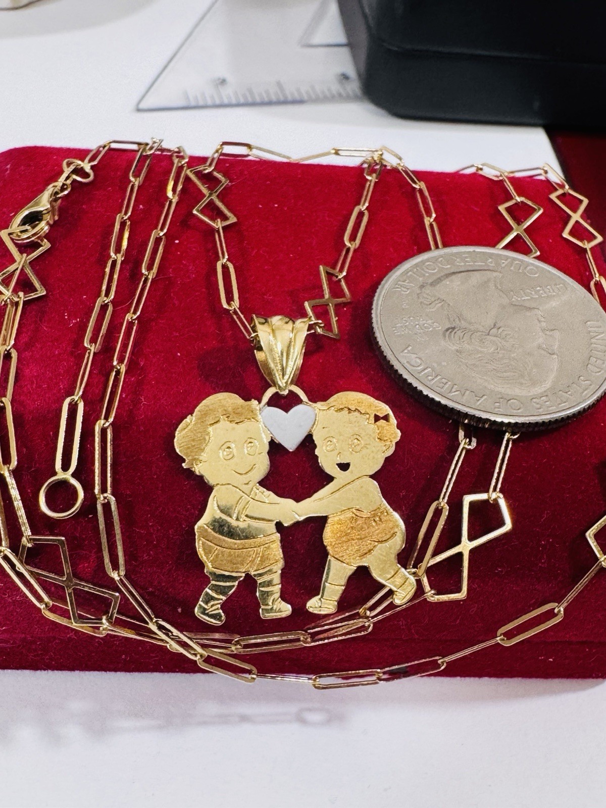 New 18K 750 Real Saudi Dubai Gold Boy & Girl Gold Necklace 20/31” long 6.63g
