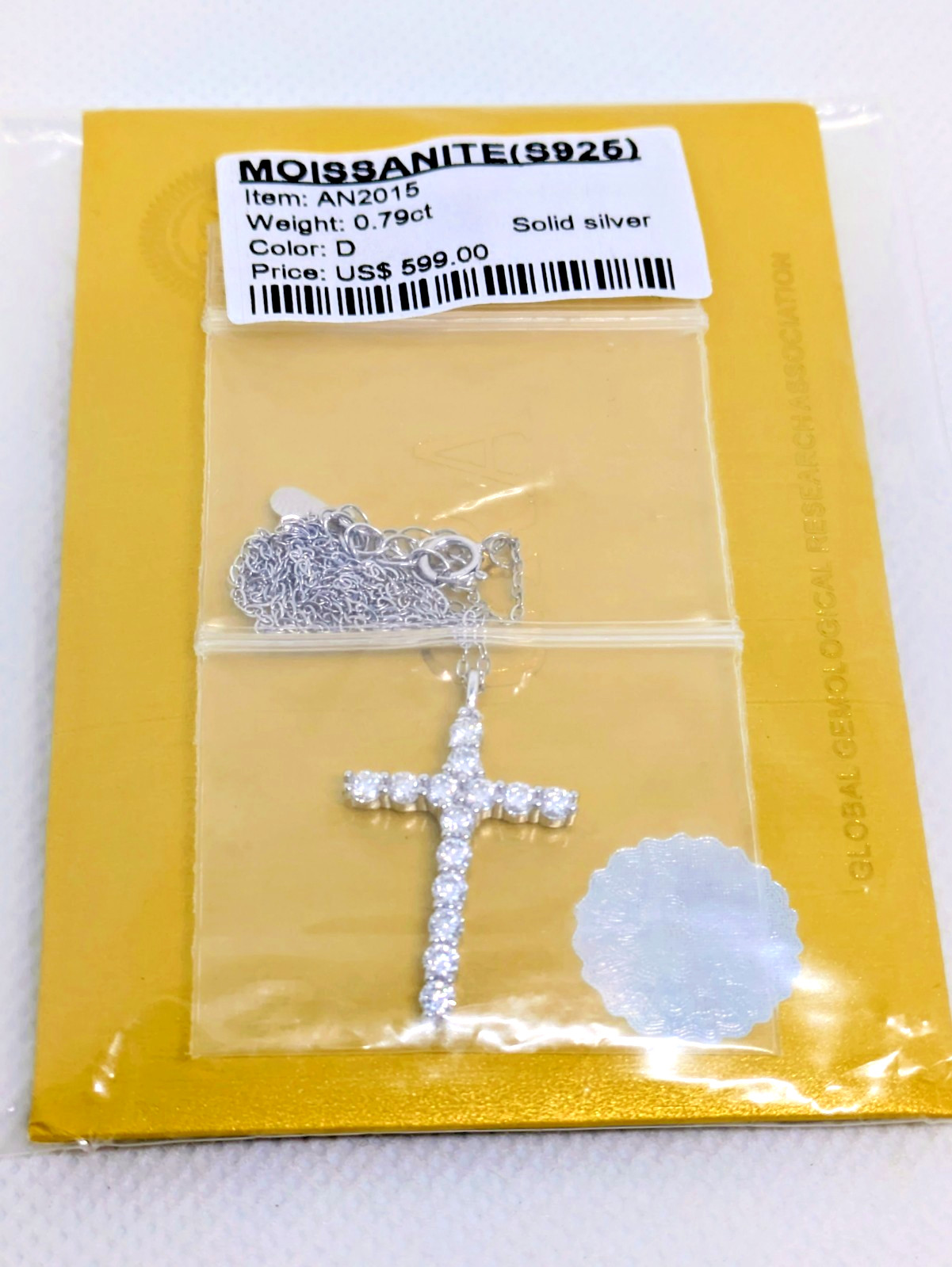 NWT 925 Silver, 0.79ct VVS D Moissanite Cross Necklace. GRA Certificate included