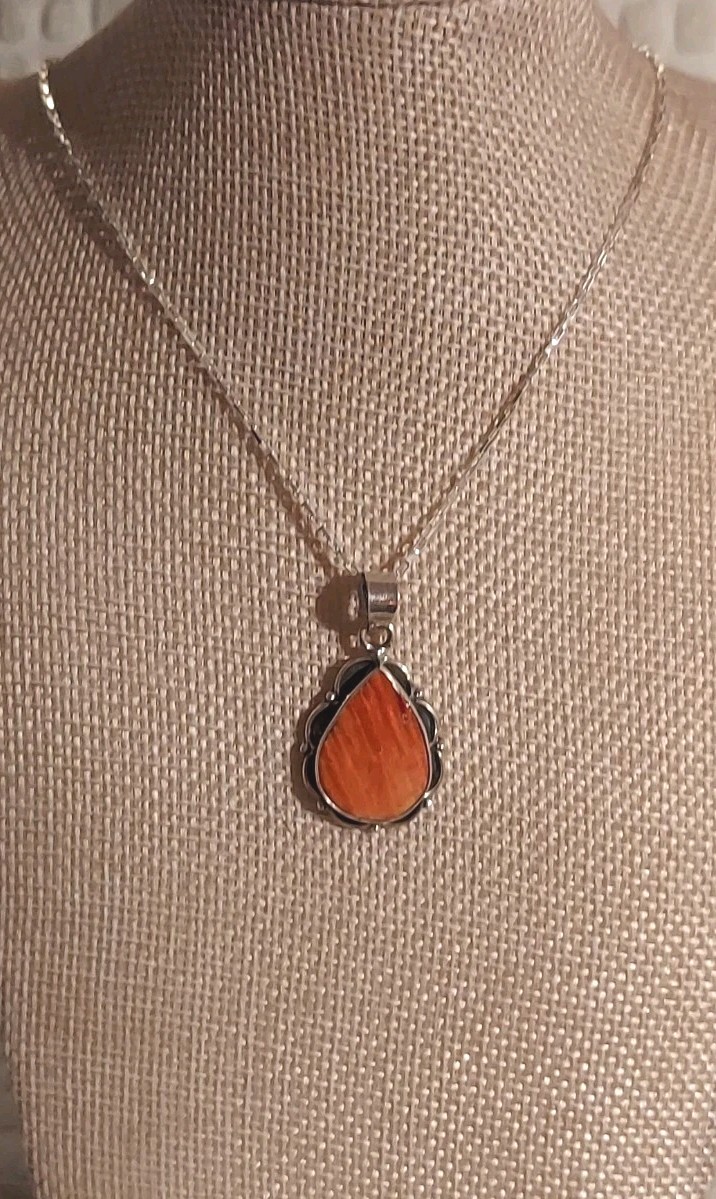 New Large Sterling Silver & Orange Red Spiny Oyster Pendant with Chain