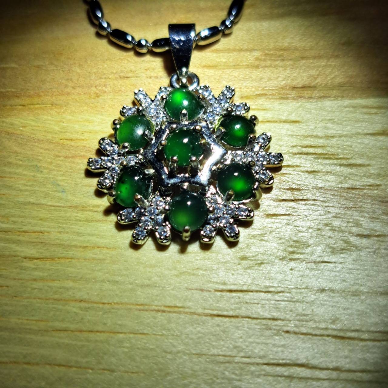 Jade Type A Pendant Burmese Natural green Jadeite Myanmar 006