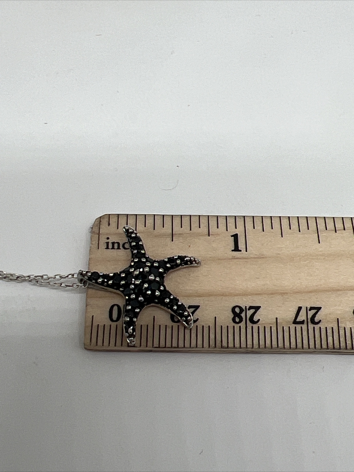 Sterling silver black rhinestone starfish pendant necklace 18 inches