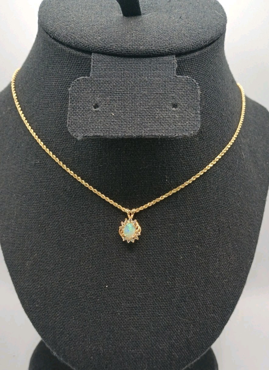 14k Gold Opal And Diamond Necklace And Pendant 19in Wt.6.07g
