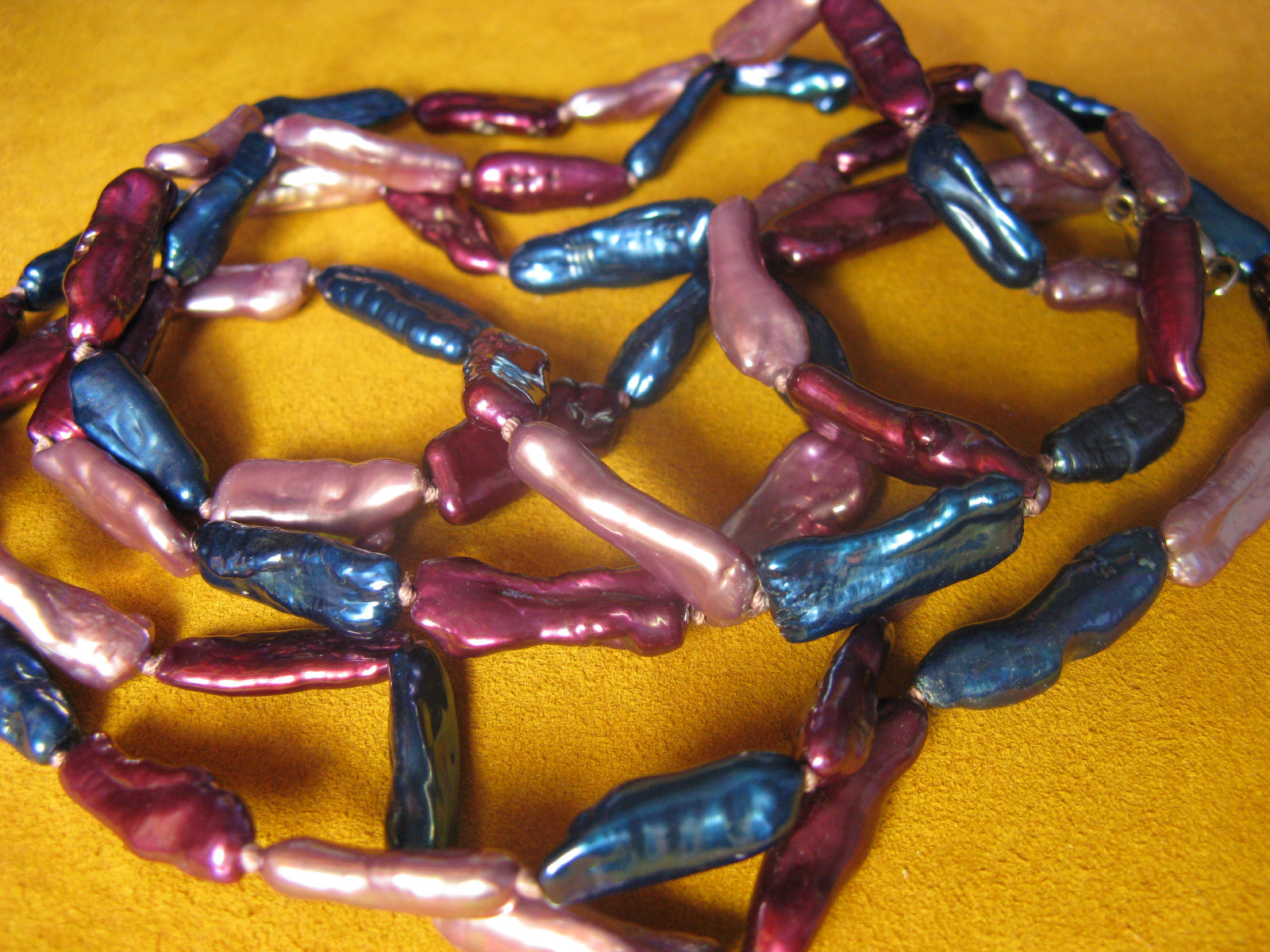 LIQUID KISHI PEARL NECKLACE STRAND STRING 48 BLUE PINK S HONORA Gift Designer