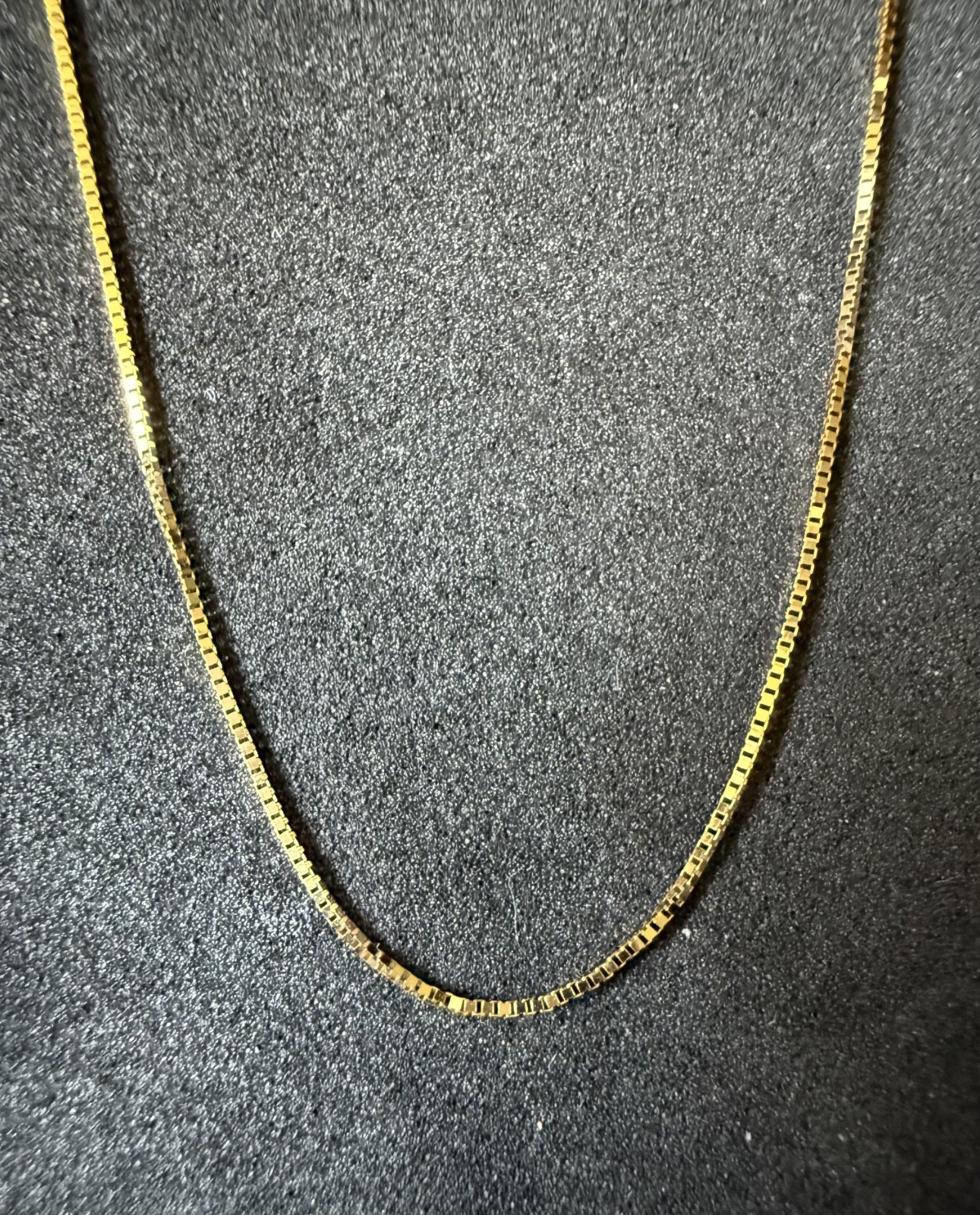 14K SOLID GOLD 1.14g YELLOW GOLD 16” BOX CHAIN NECKLACE