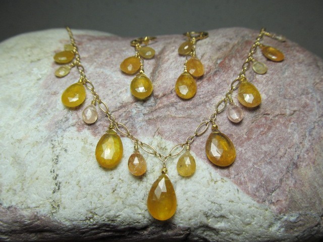 Sri Lanka Golden SAPPHIRE faceted briolette beads 14k Gold Filled Necklace set