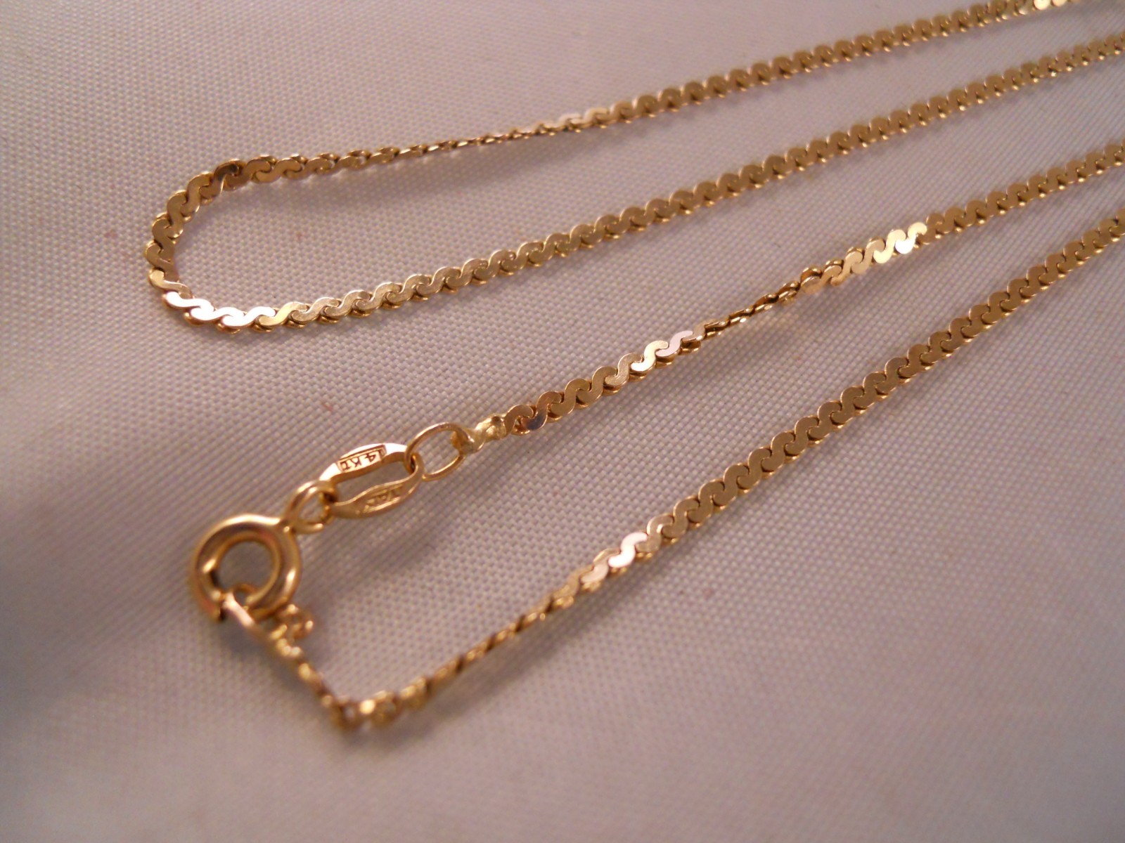ITALY 14K YELLOW GOLD SERPENTINE LINK CHAIN NECKLACE 16″ 1.5MM 2.80G GRAMS
