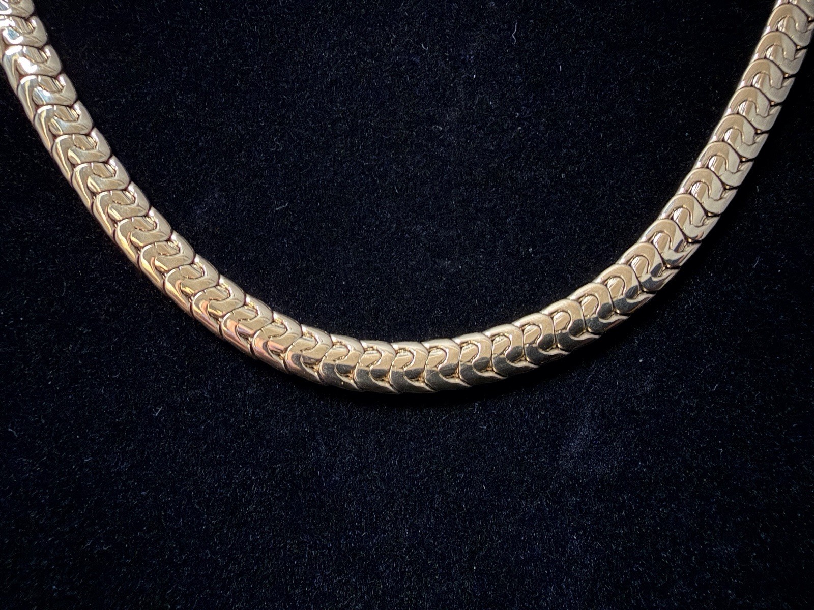 Snake Hybrid 24in 6MM 14K stamped Gold Filled Chain. Beautiful! Stand out..