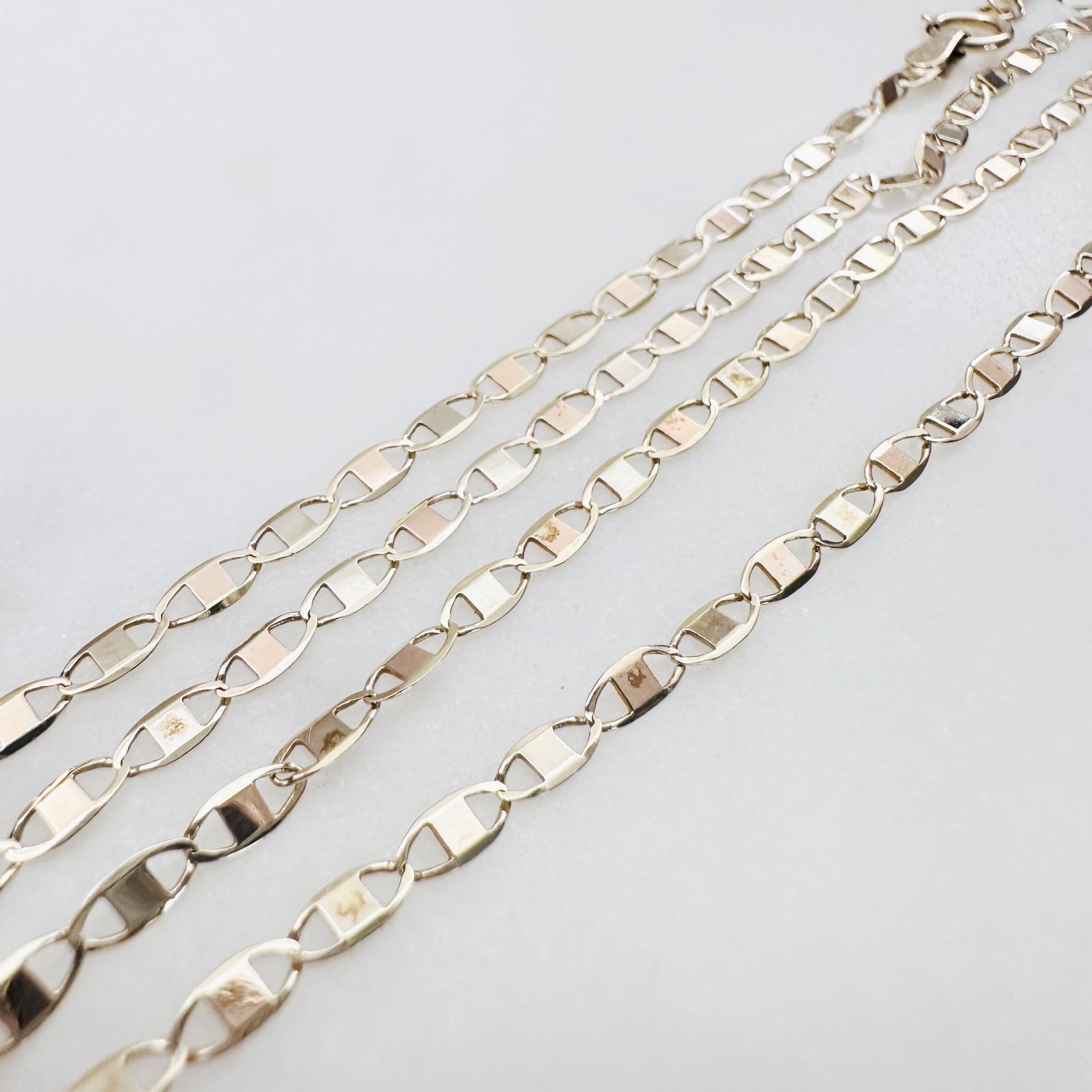 Solid 10K Multi-tone Gold Mariner Valentino Link Chain Necklace, 2.2mm, 18 7/8″