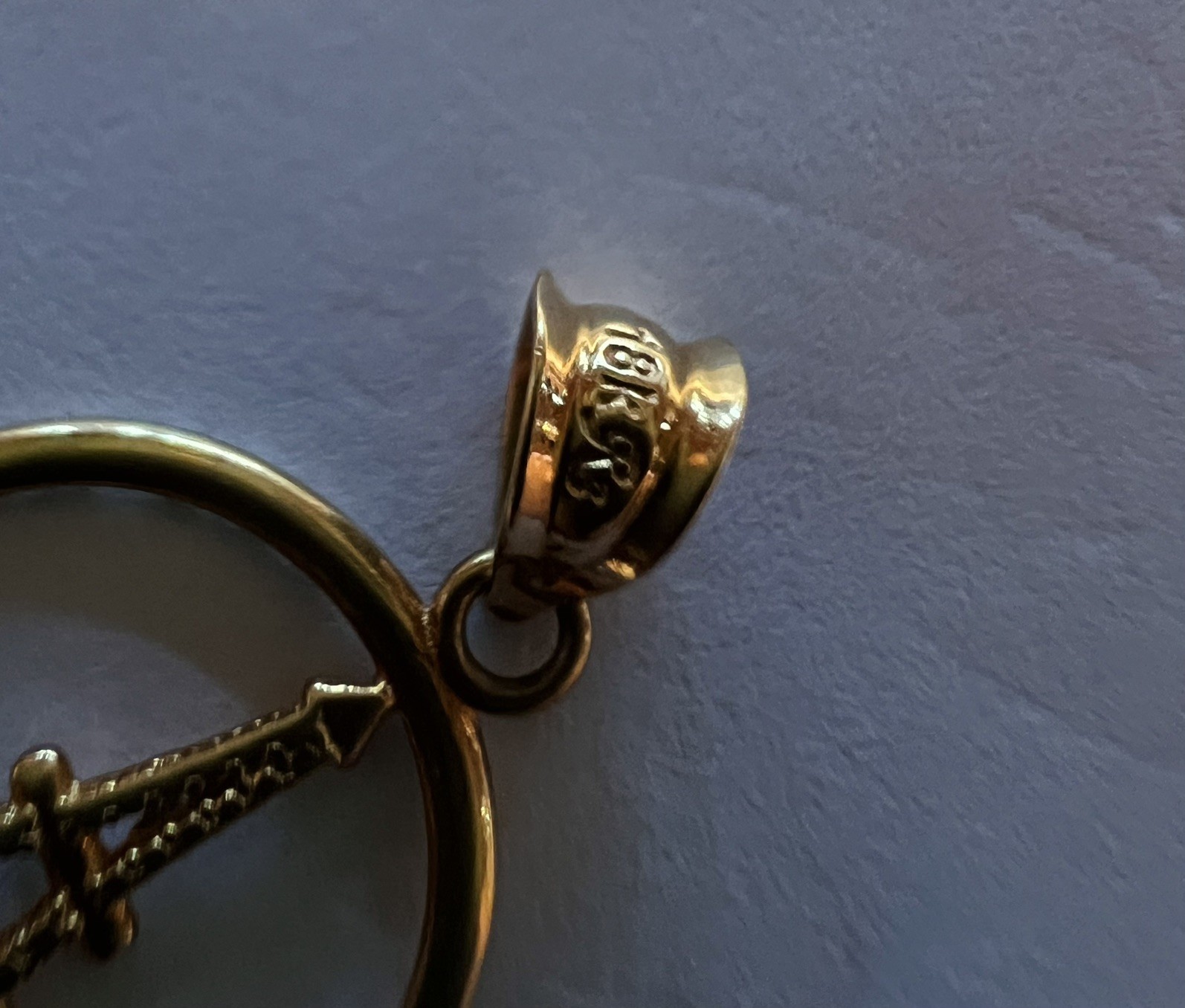 Genuine Solid 18k gold necklace with 2tone Eiffel tower pendant
