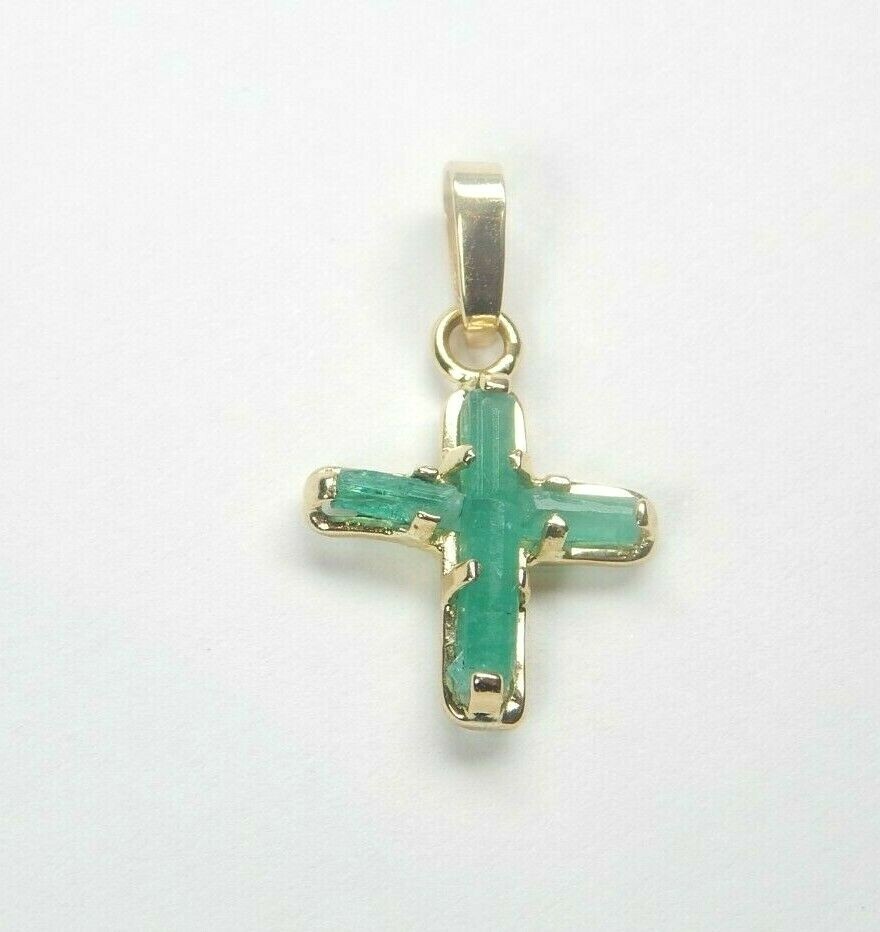 Colombian Emerald Cross Pendant 18K Yellow Gold Jewelry Muzo Mines
