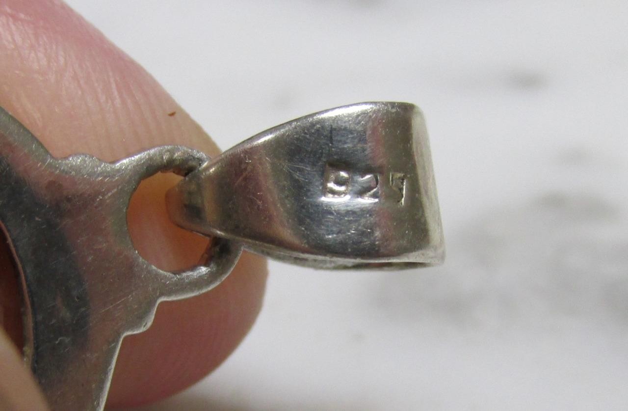 Faceted Unknown Stone Sterling Silver Dangle Pendant ~ 19.4grams ~ 6-C487