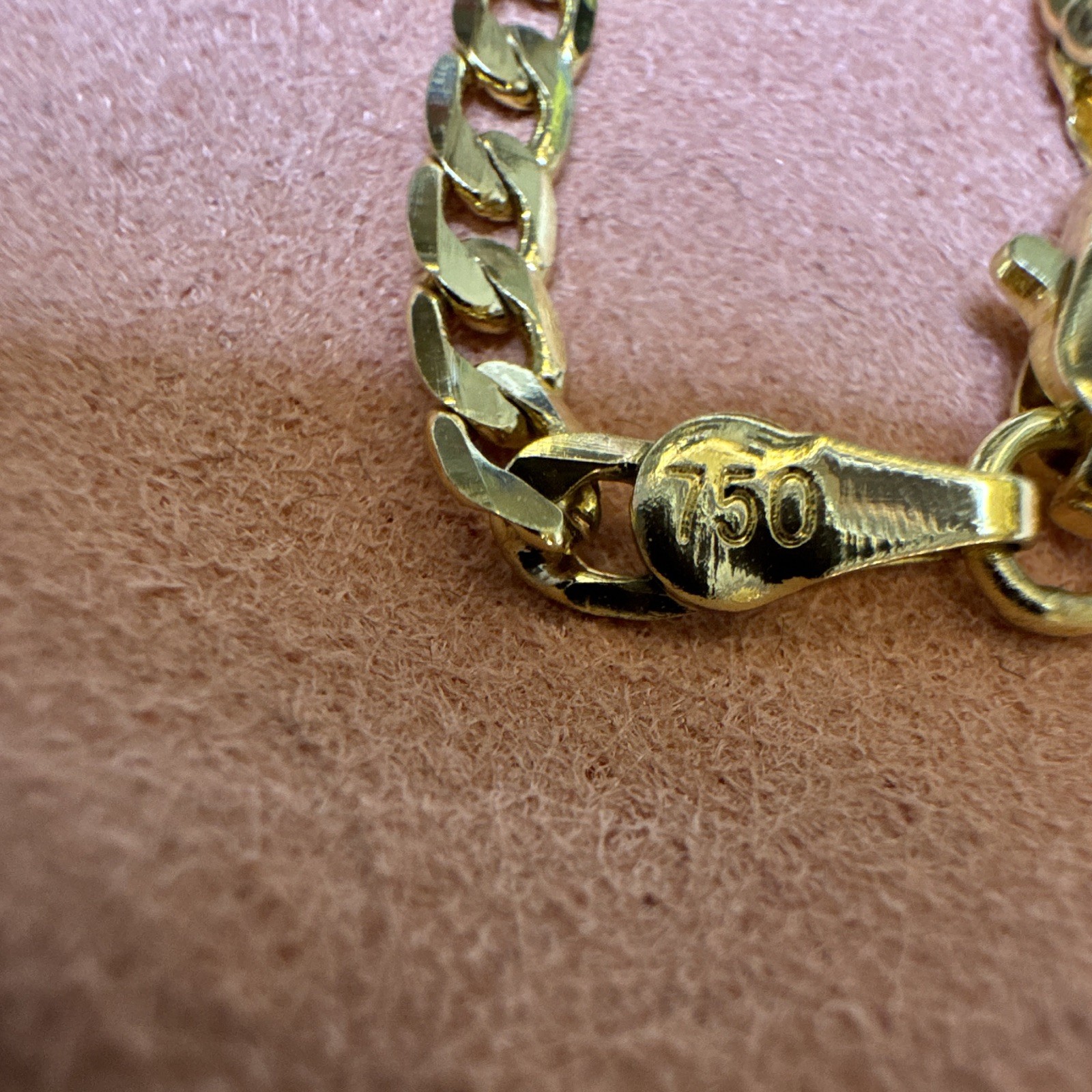 Cuban Curb Link Chain Bracelet 18K Gold 9inch, 3.3mm, Italy 750 Stamped