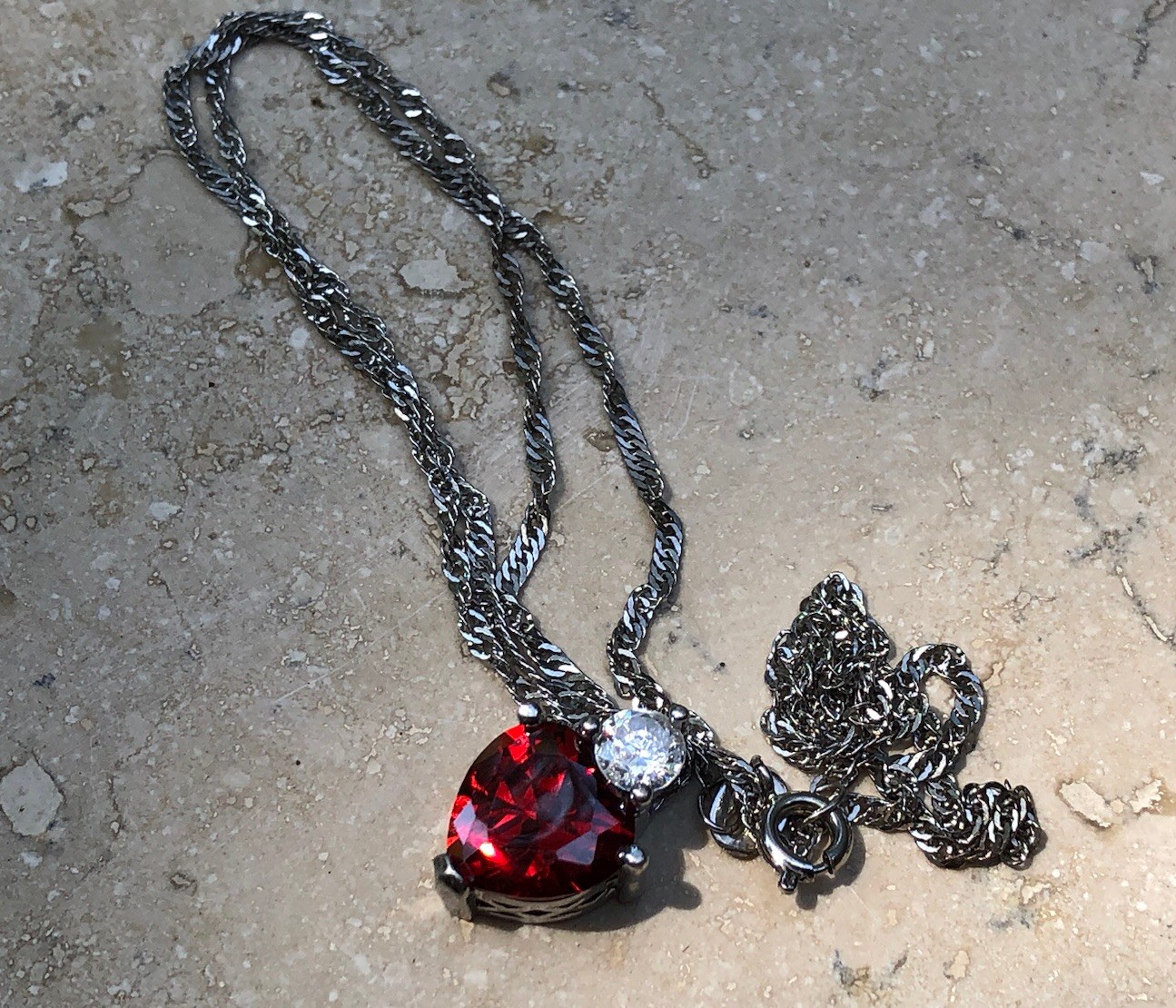 ❤️✨925 STERLING SILVER Red Ruby Garnet Color HEART Pendant Necklace TWIST CHAIN