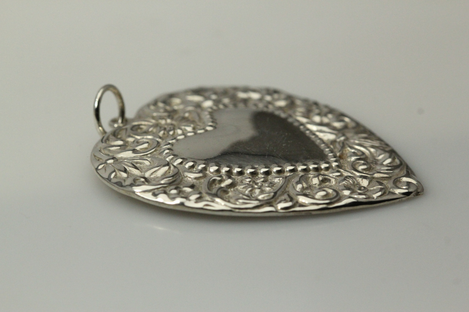 925 Sterling Silver Heart Shape Luggage Tag Pendant 12.5 Grams (PEN8142)