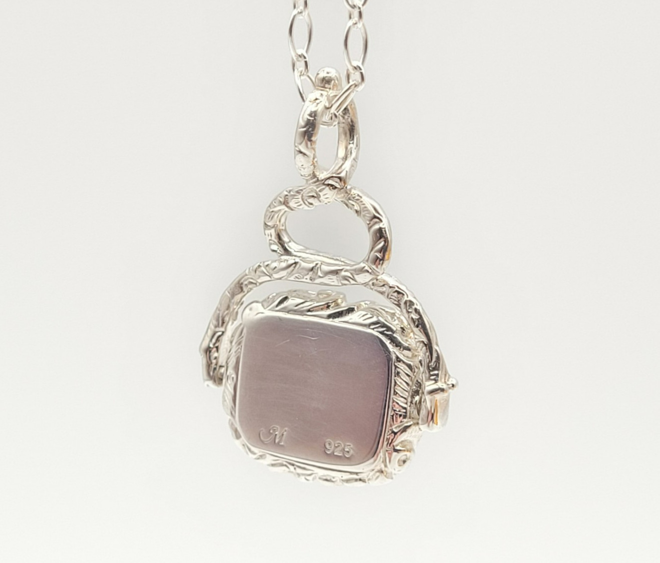 Authentic Monica Rich Kosann Sterling Engravable Carnelian Love Pendant Chain