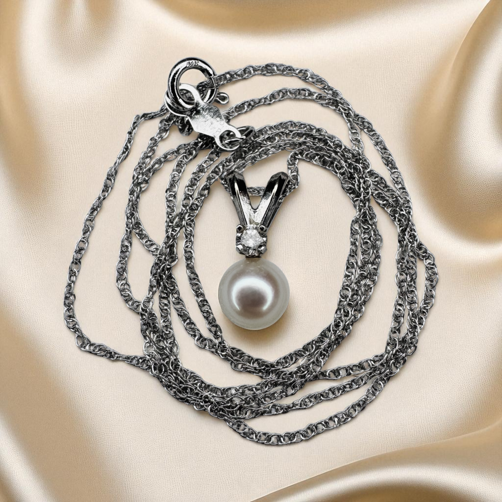 14K White Gold 6mm Akoya Pearl & Diamond Necklace – 18″ June Birthstone Pendant