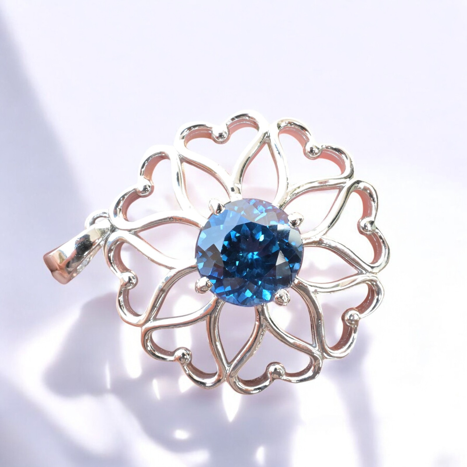 Certified Indicolite Tourmaline 30 Ct Flower Pendant 925 Sterling Silver MG002