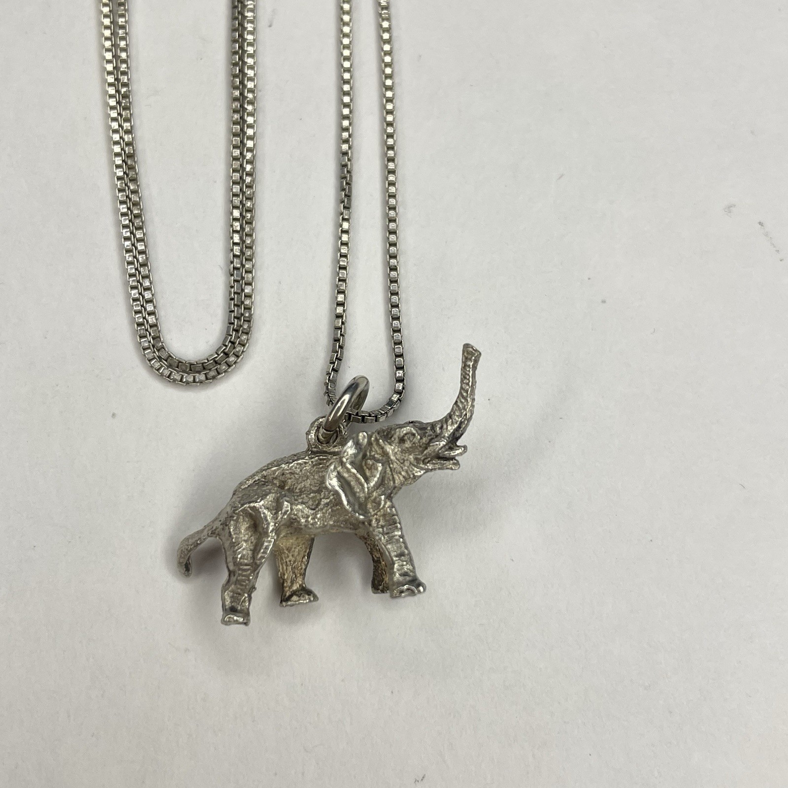 VTG 925 Sterling Silver 3D Elephant Animal Pendant Necklace 6.4g 18” Chain