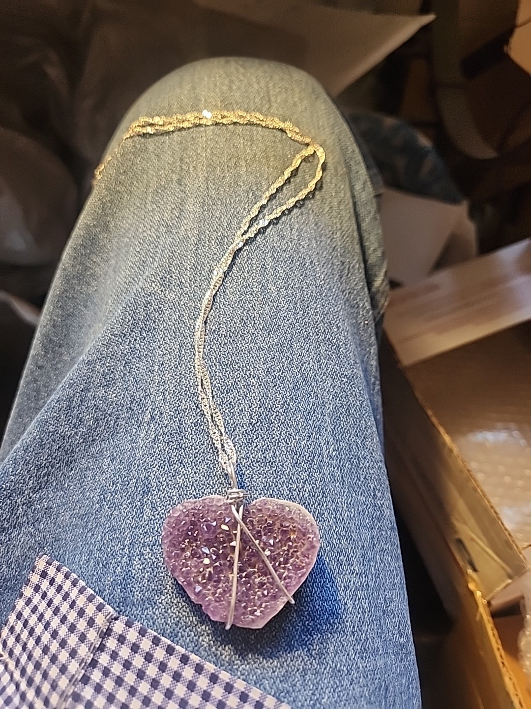 40mmx30mm AMETHYST CLUSTER HEART W 22″ SINGAPORE .925 STERLING SILVER CHAIN