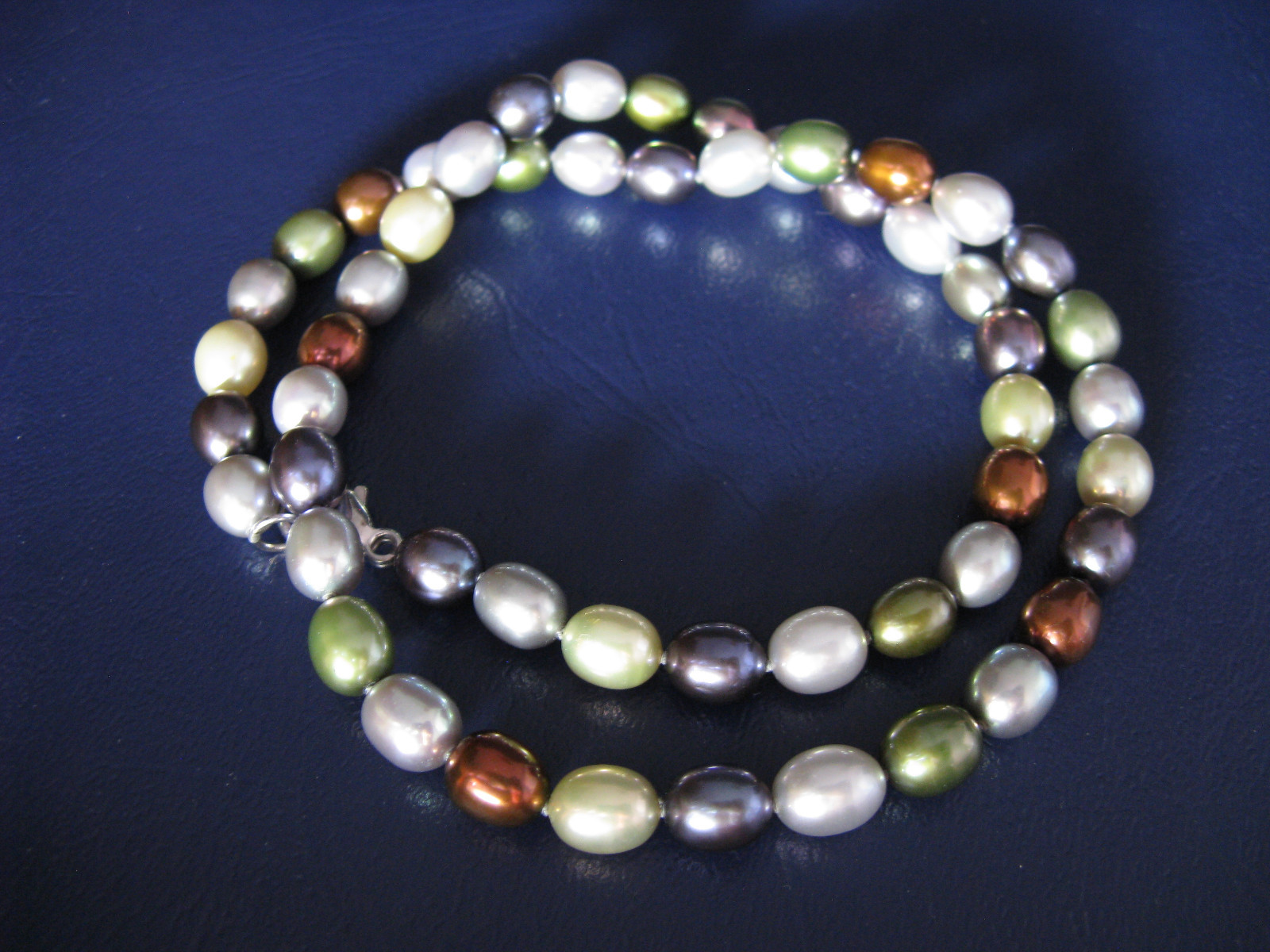 PEARL NECKLACE MULTI COLOR STRAND STRING GREEN BROWN GRAY HONORA Gift Designer