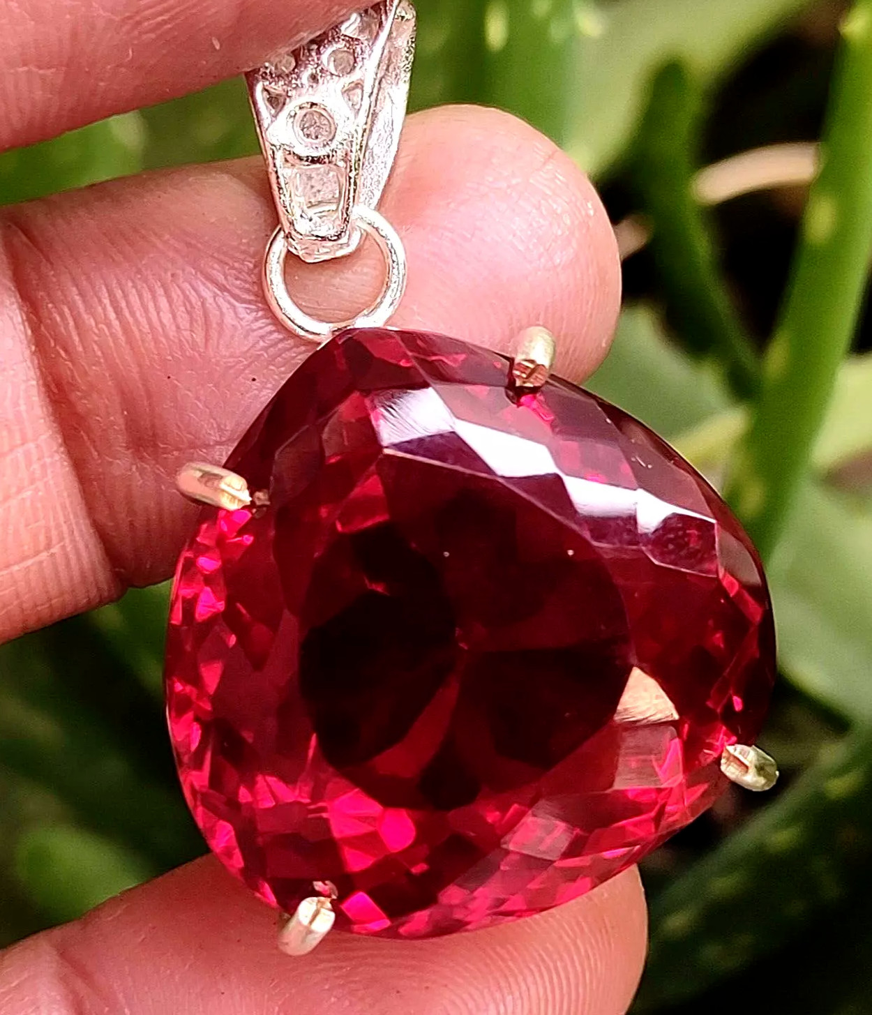 Certified 72.05 Ct Natural Red Red Ruby 925 Solid Silver Pendant Loose Gemstone